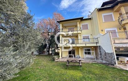 Bağbaşı Zümrüt Mah. Yeşil Zümrüt Sitesi'nde Satılık Villa