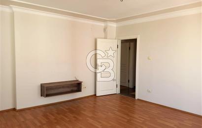 ÇORLU MERKEZ'DE CADDE ÜZERİ ARA KAT 2+1 SATILIK DAİRE