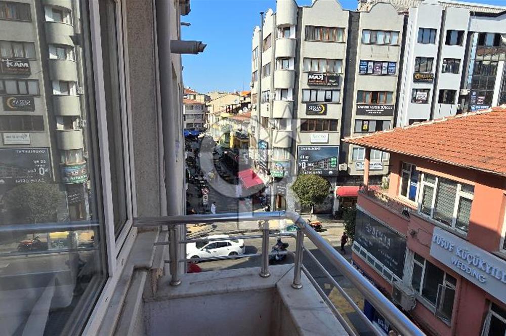 Yalova Merkez'in En Canlı Konumunda, Kız Öğrencilere Özel Eşyalı 2+1 Daire 