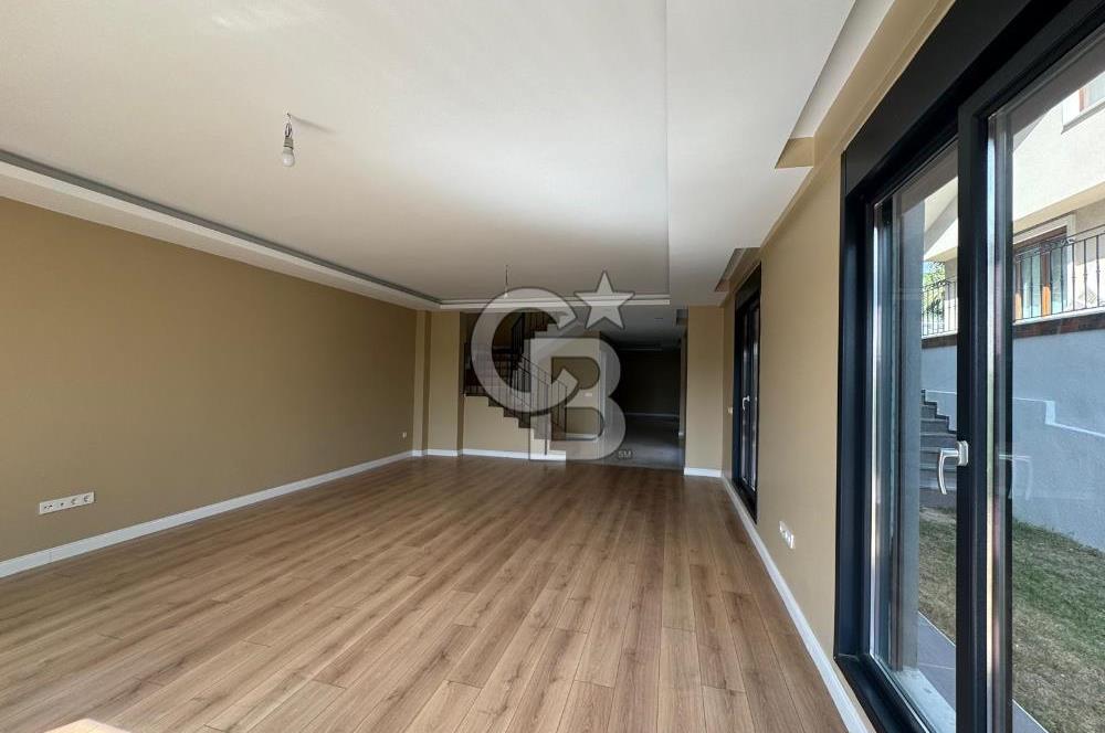 COLDWELL BANKER START'DAN ZEKERİYAKÖY'DE 4+1 VİLLA