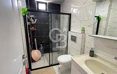 ATAKENT MAHALLESİNDE TRAMVAYA 2 DK SATILIK GENİŞ 1+1 DAİRE