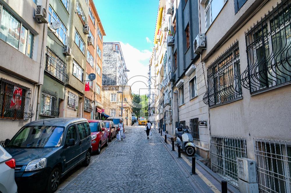 Fırsat Ortaköy Çevirmeci Caddesi Kapalı Teraslı 4+2Çatı Dubleksi