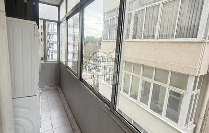 Alsancak Şair Eşref Bulvarı'nda Satılık Ferah 3+1 Daire