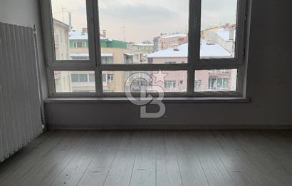 ŞEHRİN MERKEZİ KIZILAY ADAKALE SOKAKTA KİRALIK 3+1 DAİRE
