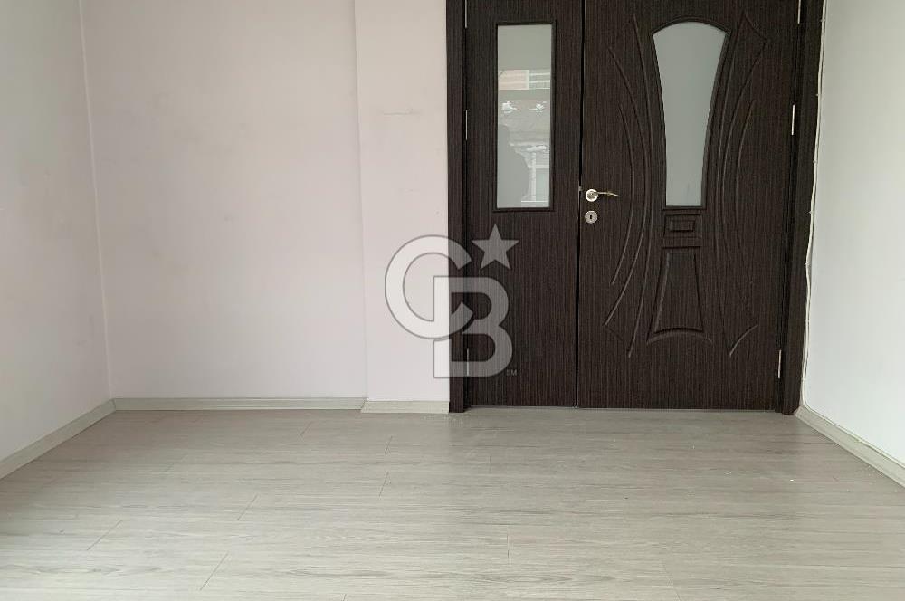 ŞEHRİN MERKEZİ KIZILAY ADAKALE SOKAKTA KİRALIK 3+1 DAİRE