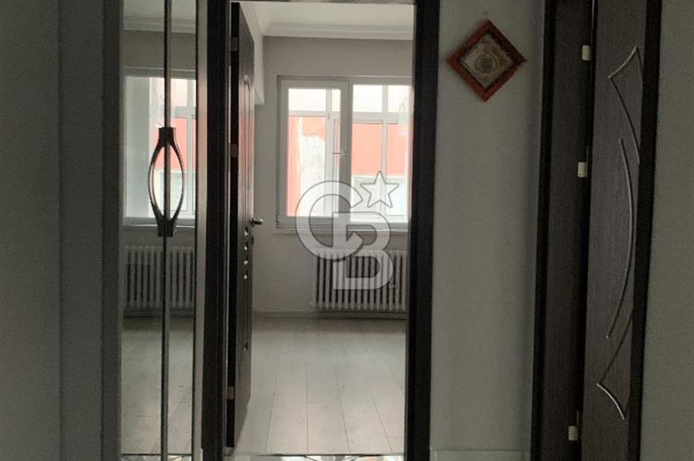 ŞEHRİN MERKEZİ KIZILAY ADAKALE SOKAKTA KİRALIK 3+1 DAİRE