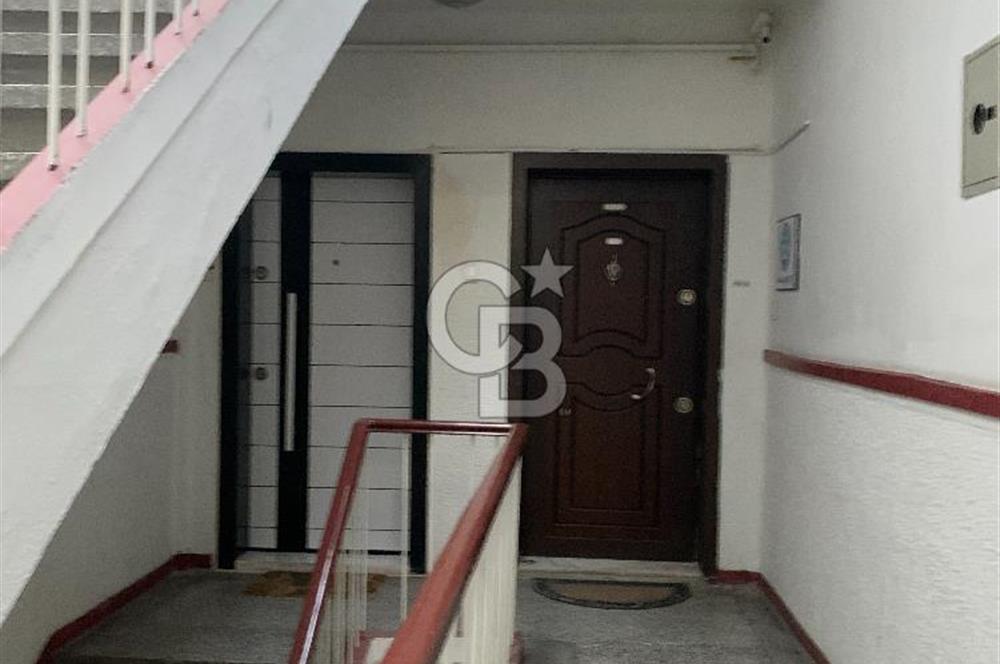 ŞEHRİN MERKEZİ KIZILAY ADAKALE SOKAKTA KİRALIK 3+1 DAİRE