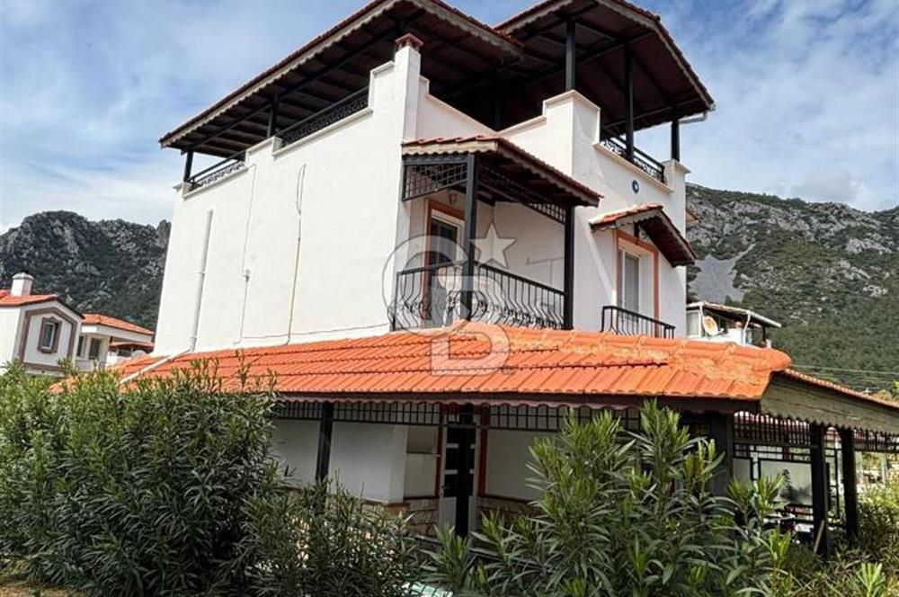🏡 Milas Ören’de Site İçerisinde 2+1, Geniş Verandalı & Teraslı Villa! 🌊🌴