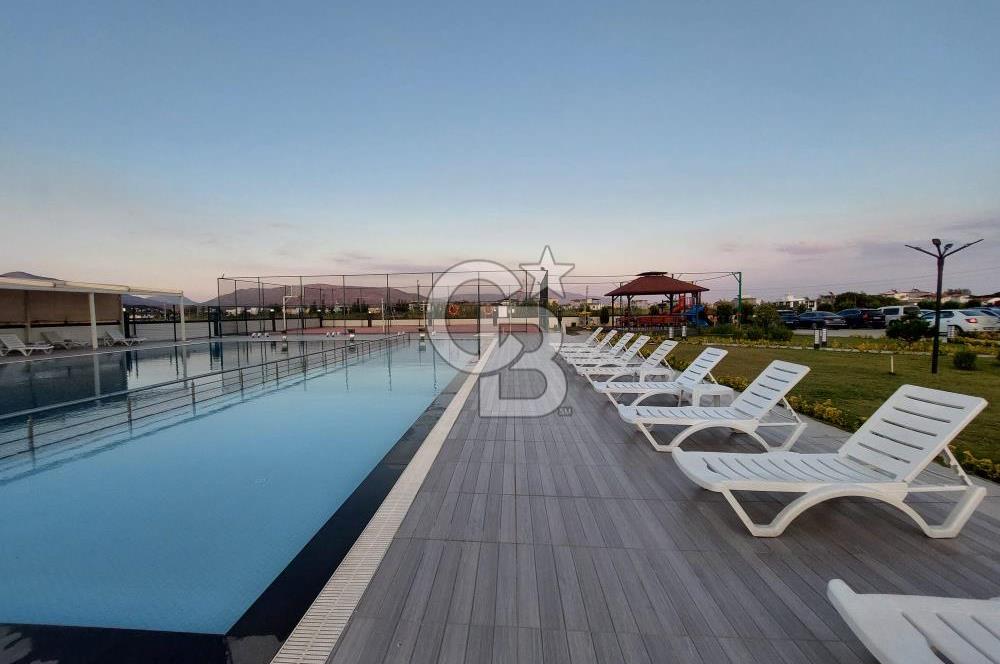 SEFERİHİSAR DOĞANBEY SAHİL SİTESİNDE 1+1 DAİRE