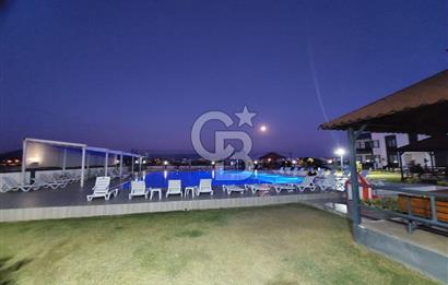 SEFERİHİSAR DOĞANBEY SAHİL SİTESİNDE 1+1 DAİRE