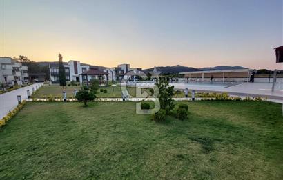 SEFERİHİSAR DOĞANBEY SAHİL SİTESİNDE 1+1 DAİRE