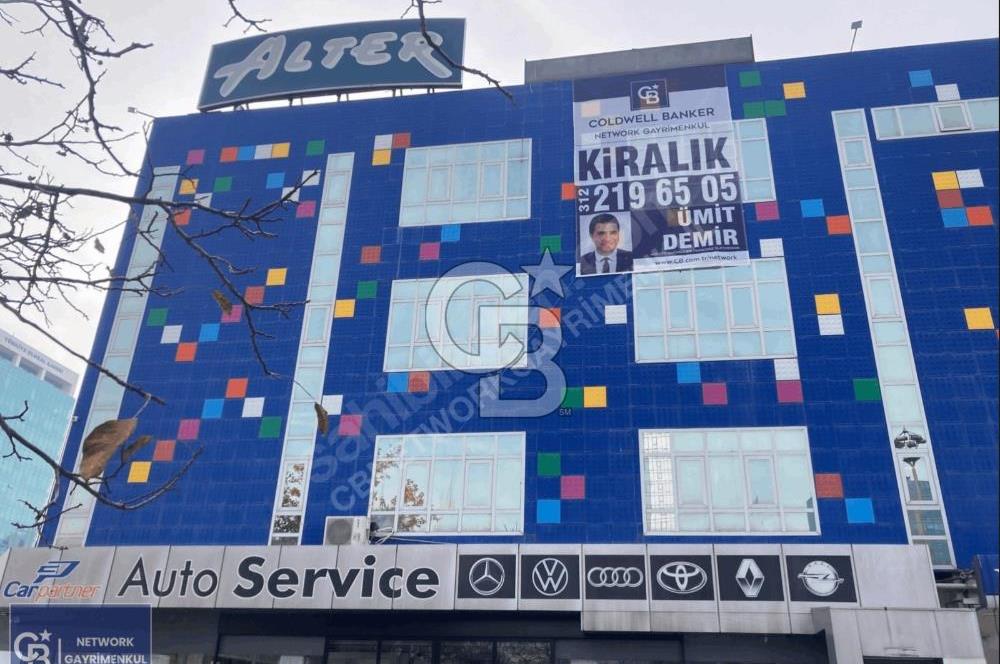 ANKARA KONYA YOLUNDA CEPHE 6000m2 KDV'Lİ KİRALIK BİNA