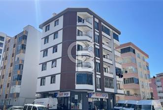 ATAKENT MAHALLESİNDE TRAMVAYA 2 DK SATILIK GENİŞ 1+1 DAİRE