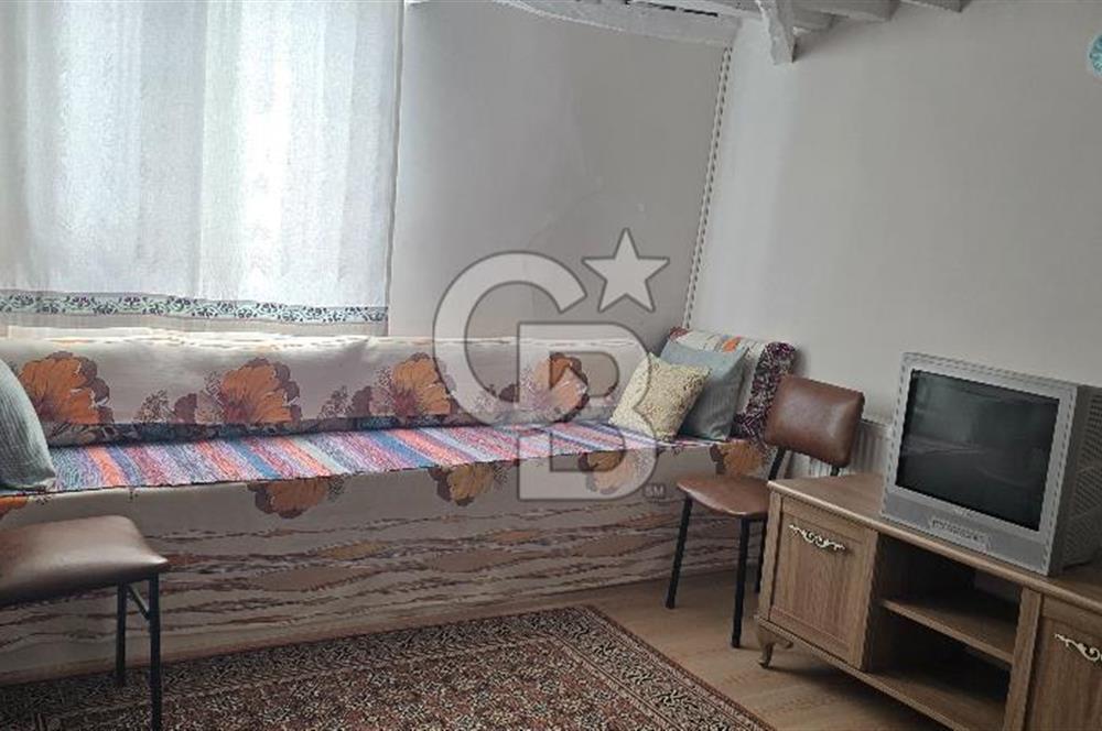 TERMAL AKKÖY KÖYİÇİ'NDE 1.649 m² ARAZİ İÇİNDE YAŞAMAYA HAZIR, BAKIMLI KÖY EVİ!
