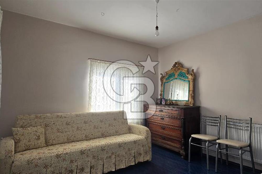 TERMAL AKKÖY KÖYİÇİ'NDE 1.649 m² ARAZİ İÇİNDE YAŞAMAYA HAZIR, BAKIMLI KÖY EVİ!