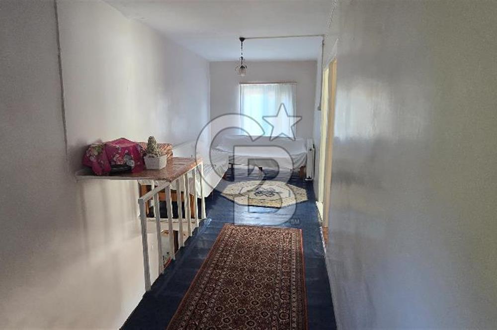 TERMAL AKKÖY KÖYİÇİ'NDE 1.649 m² ARAZİ İÇİNDE YAŞAMAYA HAZIR, BAKIMLI KÖY EVİ!