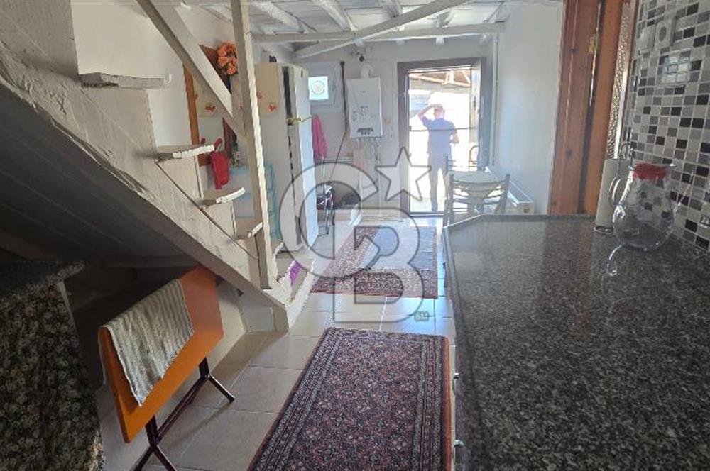 TERMAL AKKÖY KÖYİÇİ'NDE 1.649 m² ARAZİ İÇİNDE YAŞAMAYA HAZIR, BAKIMLI KÖY EVİ!