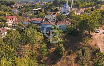 TERMAL AKKÖY KÖYİÇİ'NDE 1.649 m² ARAZİ İÇİNDE YAŞAMAYA HAZIR, BAKIMLI KÖY EVİ!