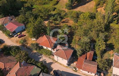 TERMAL AKKÖY KÖYİÇİ'NDE 1.649 m² ARAZİ İÇİNDE YAŞAMAYA HAZIR, BAKIMLI KÖY EVİ!