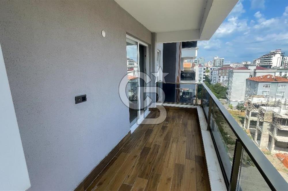 YENİ MAHALLE TRAMVAY DURAĞINA CEPHE FULL EŞYALI LÜKS KİRALIK 1+1