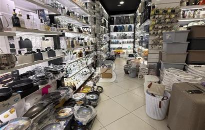 ÇEKMEKÖY TURGUT ÖZAL CADDESİNE 50m SATILIK YATIRIMLIK DÜKKAN