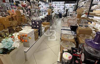 ÇEKMEKÖY TURGUT ÖZAL CADDESİNE 50m SATILIK YATIRIMLIK DÜKKAN