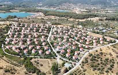 Kemalpaşa Yukarı kızılca Arkent sitesinde Satılık Villa