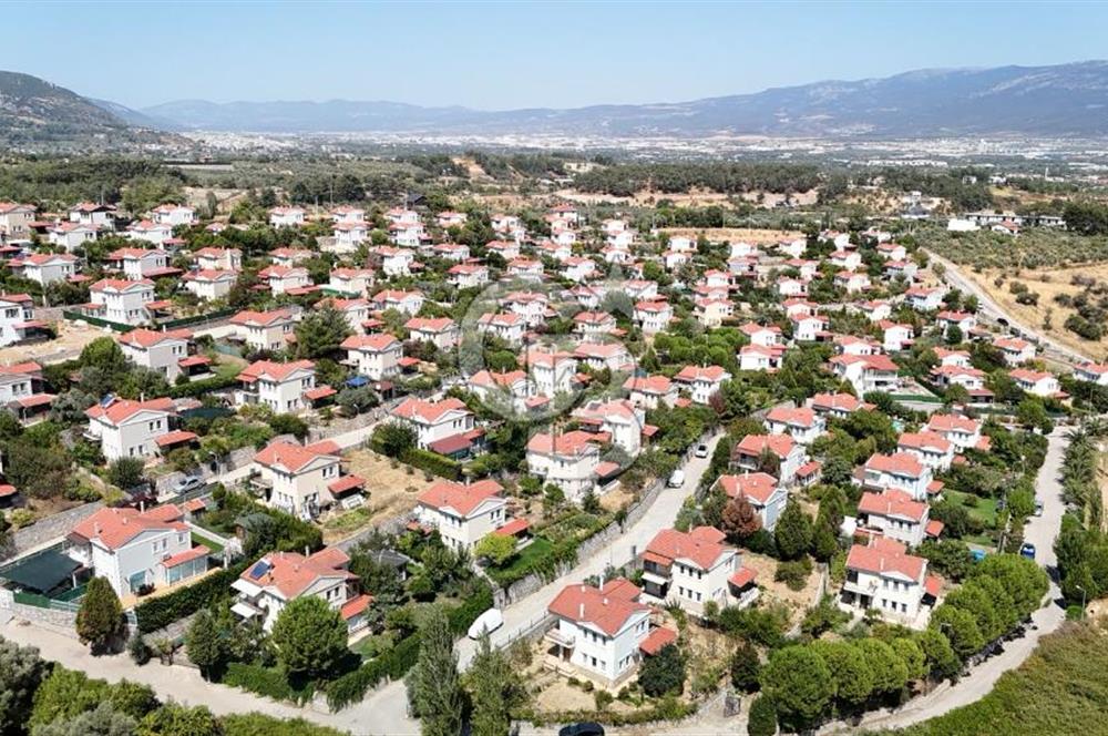 Kemalpaşa Yukarı kızılca Arkent sitesinde Satılık Villa