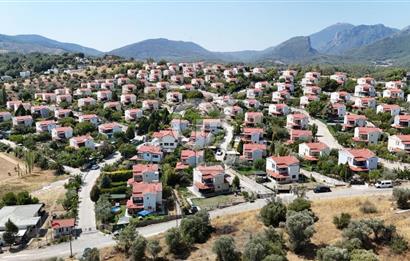Kemalpaşa Yukarı kızılca Arkent sitesinde Satılık Villa