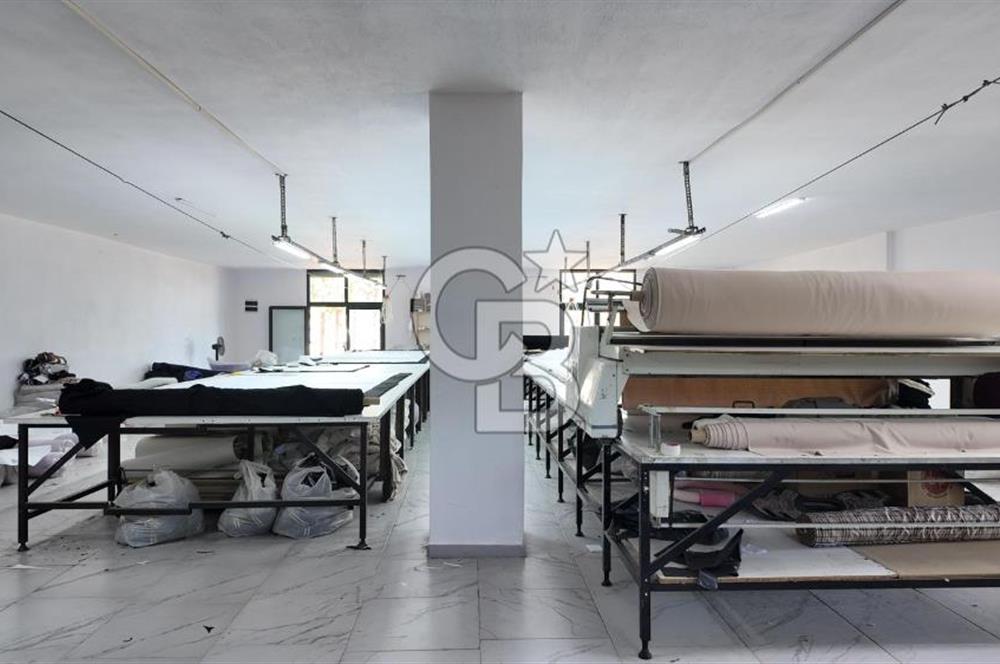 Menderes Anayol Üzerinde Kiralık Fabrika & Üretim Tesisi