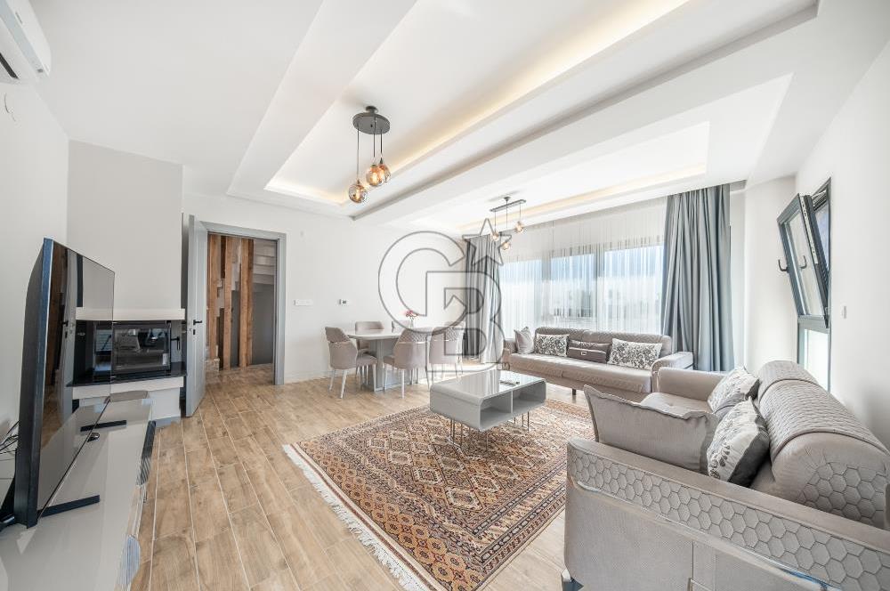 URLA ÇAMLIÇAY'DA DENİZE 50 MT EŞYALI KİRALIK VİLLA