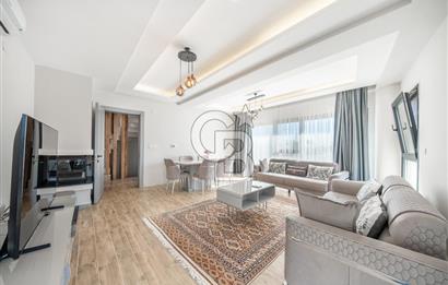 URLA ÇAMLIÇAY'DA DENİZE 50 MT EŞYALI KİRALIK VİLLA