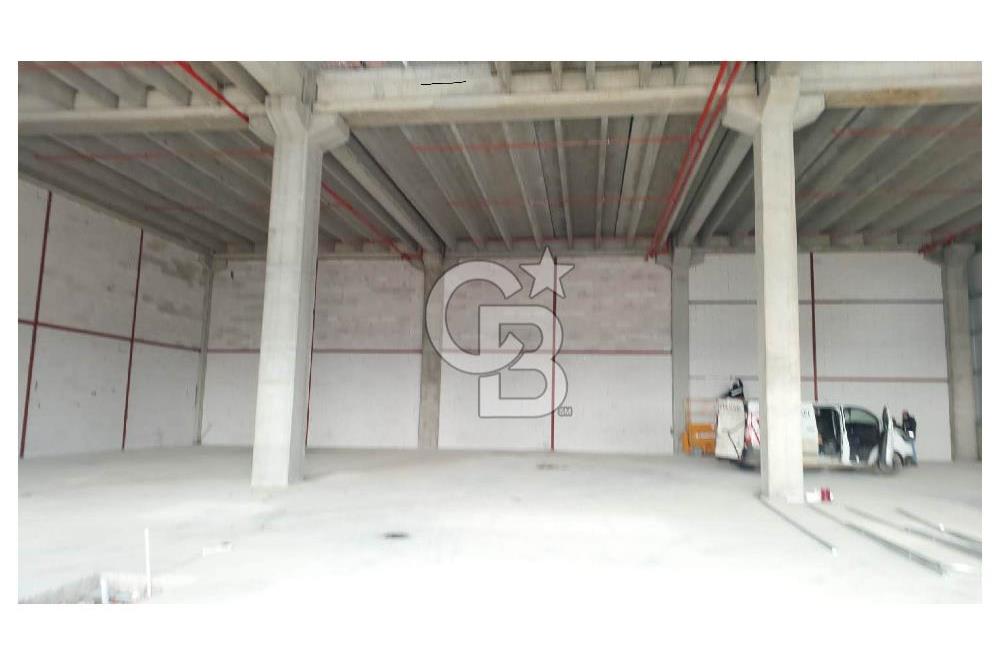 Tekirdağ Kapaklı Karaağaç'ta Sitesinde Kiralık 2100 M2 Atölye