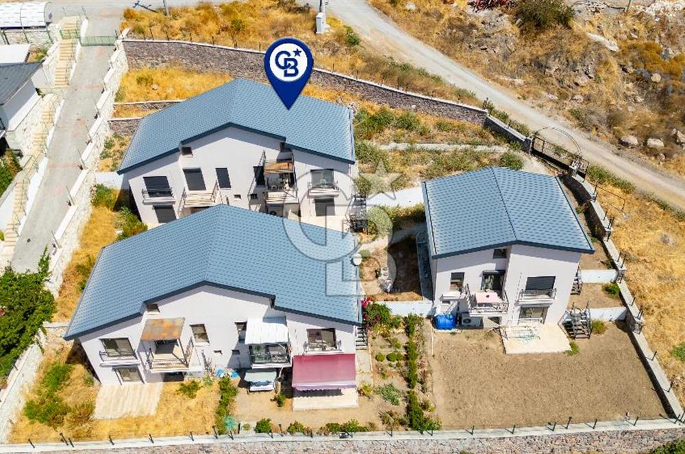 Foça Yenibağarası'nda Satılık 3+1 Loft Villa