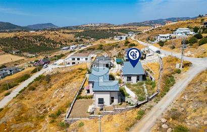 Foça Yenibağarası'nda Satılık 3+1 Loft Villa