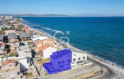 URLA ÇAMLIÇAY'DA DENİZE 50 MT EŞYALI KİRALIK VİLLA