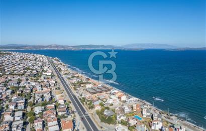 URLA ÇAMLIÇAY'DA DENİZE 50 MT EŞYALI KİRALIK VİLLA