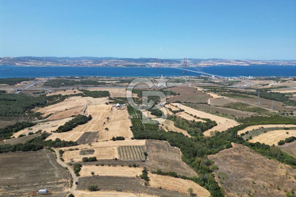 ÇANAKKALE KOCAVELİ'DE KÖPRÜ VE DENİZ MANZARALI SATILIK TARLA
