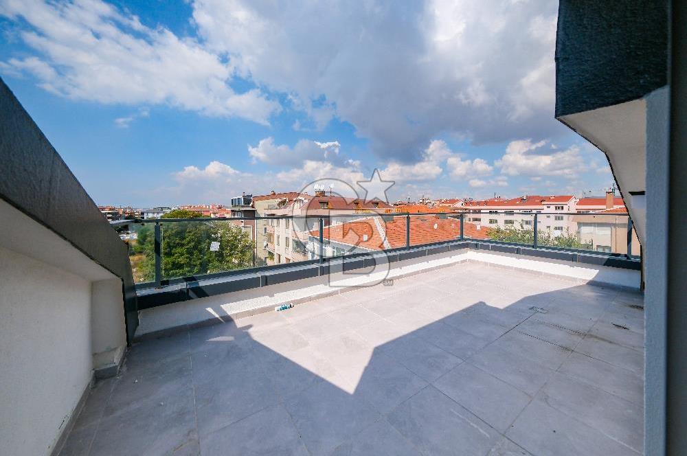 İncirli Meydan Plaza'da Teraslı, Sıfır 4+1 Satılık Daire
