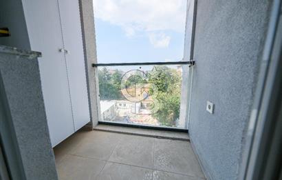 İncirli Meydan Plaza'da Teraslı, Sıfır 4+1 Satılık Daire