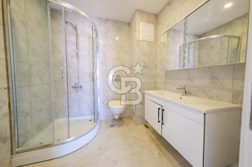 İncirli Meydan Plaza'da Teraslı, Sıfır 4+1 Satılık Daire