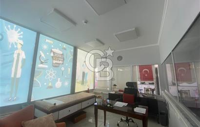 MENEMEN MERKEZDE KİRALIK İKİ CEPHELİ GENİŞ DÜKKAN