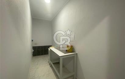 MENEMEN MERKEZDE KİRALIK İKİ CEPHELİ GENİŞ DÜKKAN