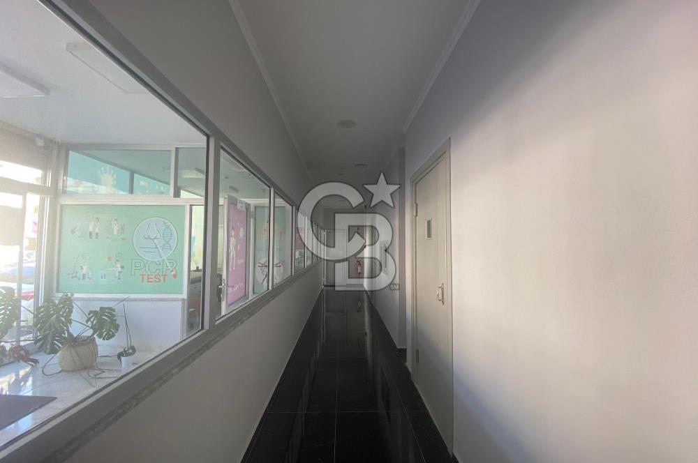 MENEMEN MERKEZDE KİRALIK İKİ CEPHELİ GENİŞ DÜKKAN