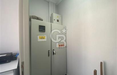 MENEMEN MERKEZDE KİRALIK İKİ CEPHELİ GENİŞ DÜKKAN