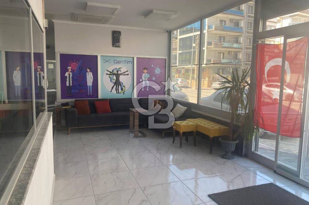 Menemen'de Satılık 430 m2 Cadde Üzeri Köşe Dükkan