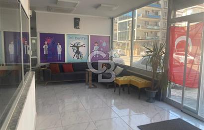 Menemen'de Satılık 430 m2 Cadde Üzeri Köşe Dükkan