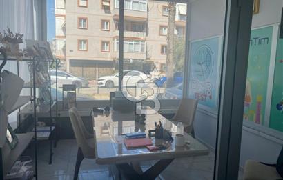 Menemen'de Satılık 430 m2 Cadde Üzeri Köşe Dükkan