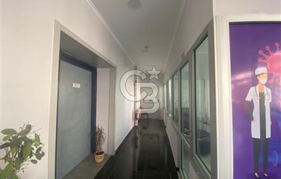 Menemen'de Satılık 430 m2 Cadde Üzeri Köşe Dükkan