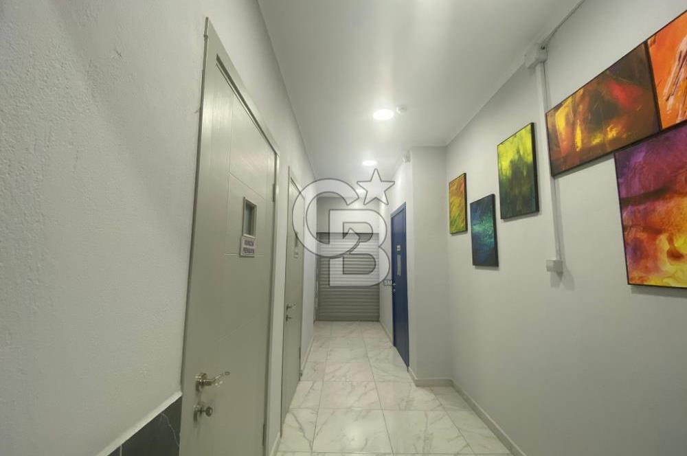 Menemen'de Satılık 430 m2 Cadde Üzeri Köşe Dükkan